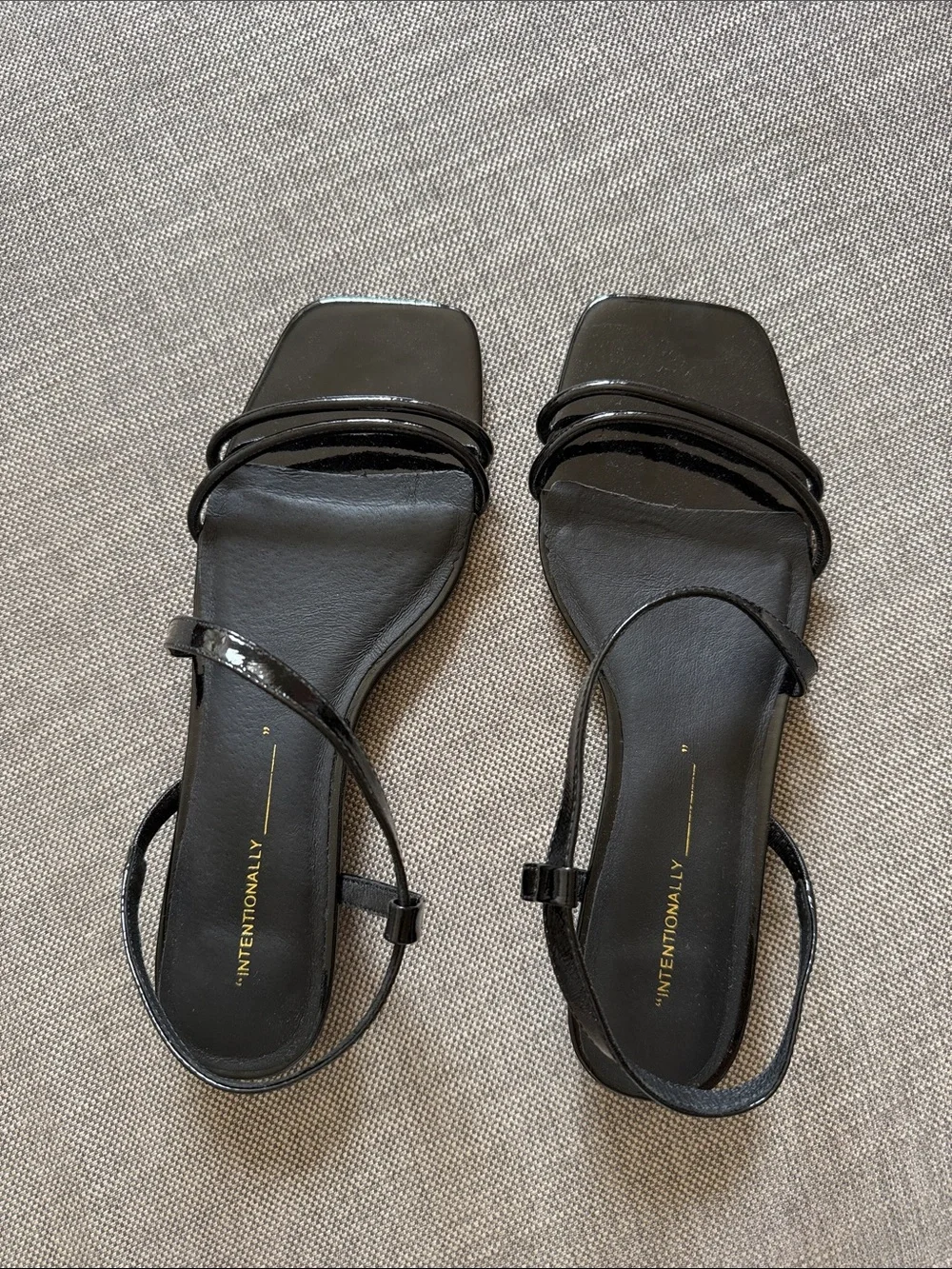 INTENTIONALLY BLANK Black Square-Toe Strappy Sandals